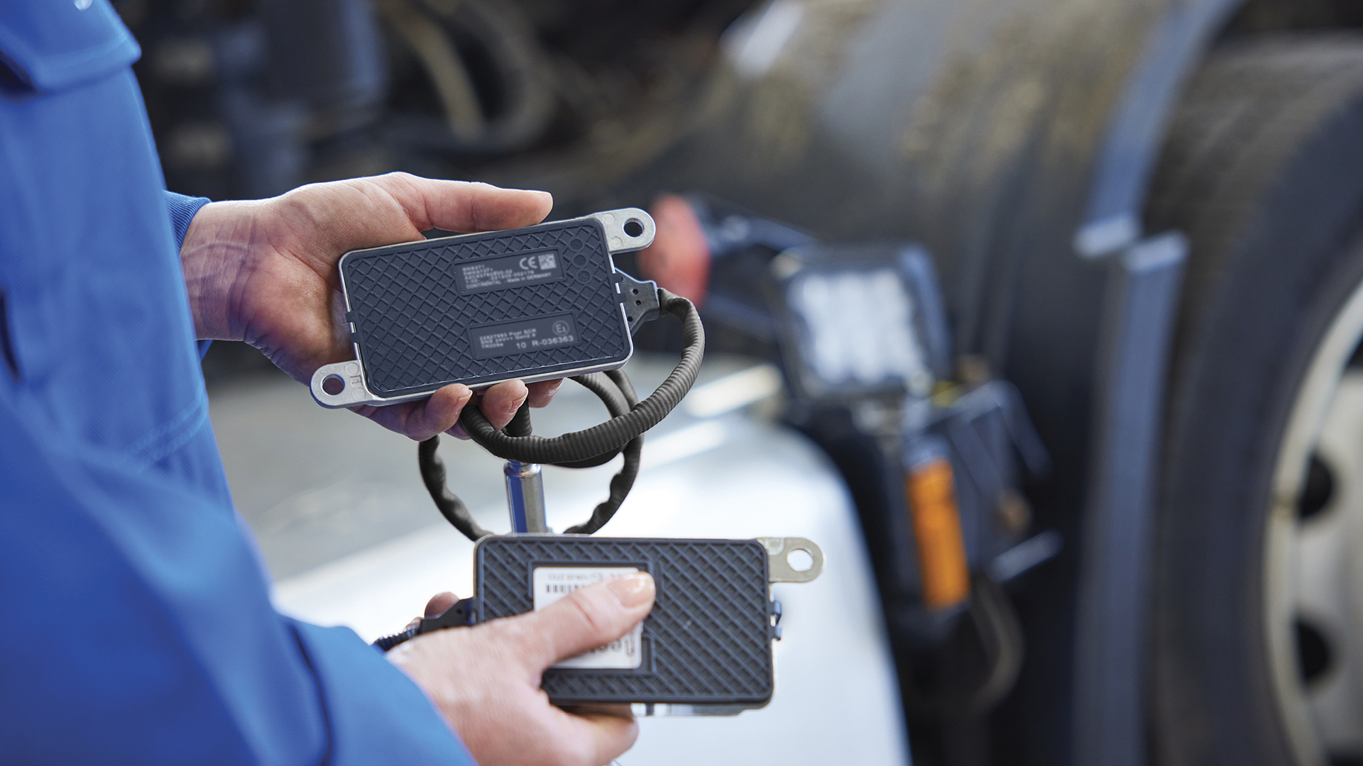 DAF Genuine NOx Sensors ensure accurate, legal, and durable emissions performance.​